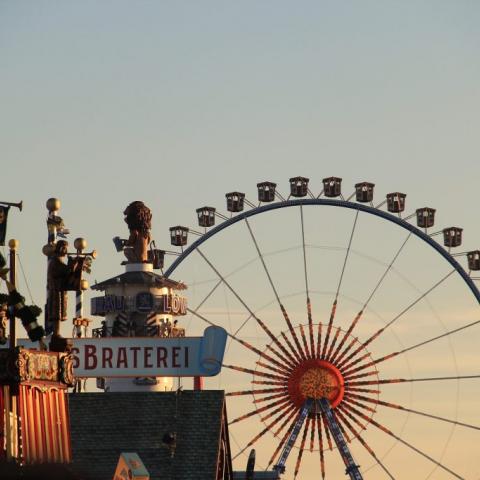 Postergan apertura del Oktoberfest por explosión en Múnich