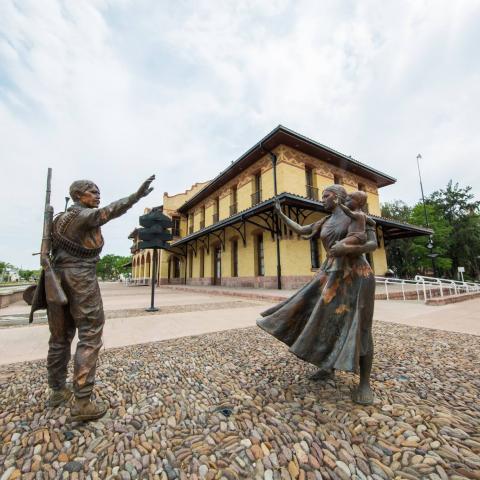 Complejo Tres Centurias 