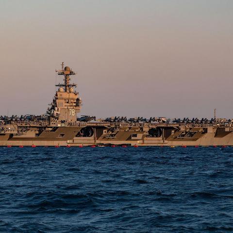 EE. UU. escala ofensiva contra el narcotráfico en el Caribe