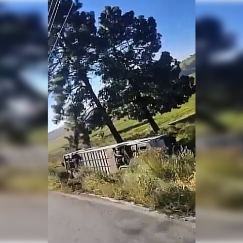 Autobús volcado 