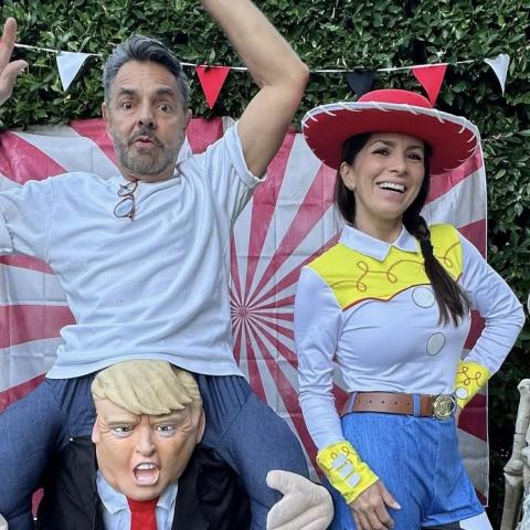 Eugenio Derbez causa polémica con su disfraz de Halloween