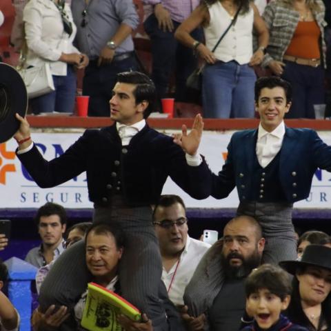 MARCO PEREZ Y COLOMBO