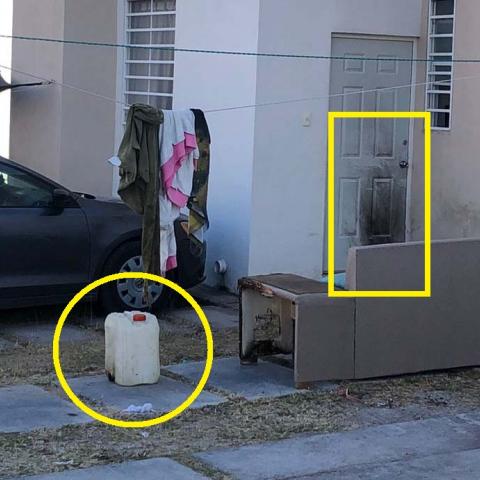 El debate radica entre si ella se roció con gasolina o fue su pareja la que arrojó el combustible antes de prender el fuego