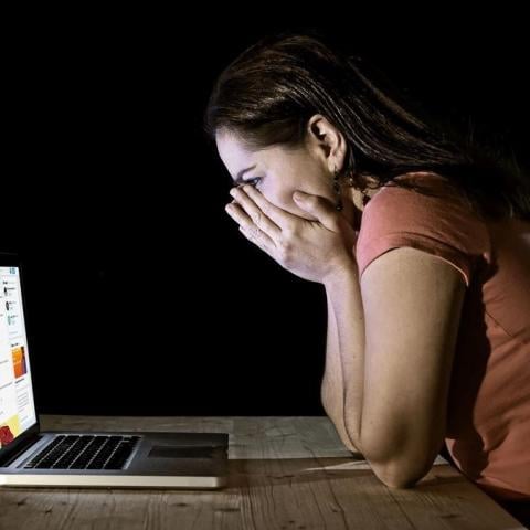 VIOLENCIA CONTRA LA MUJER 