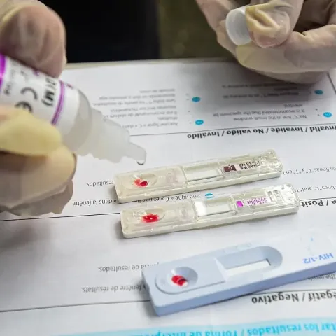 Preocupa a asociaciones posible desaparición e inoperancia de instituciones que atienden el SIDA