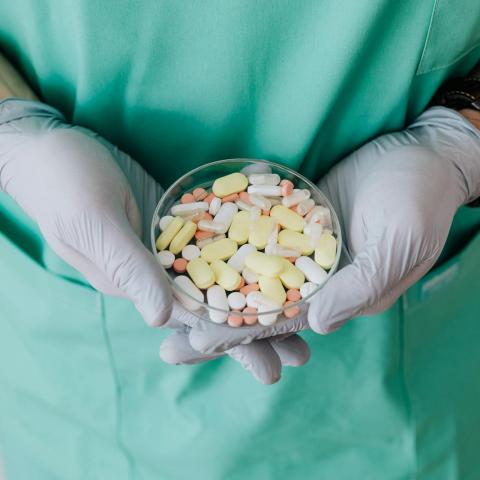 Preocupa a médicos que, con nueva acuerdo, enfermeros y pasantes puedan recetar antibióticos