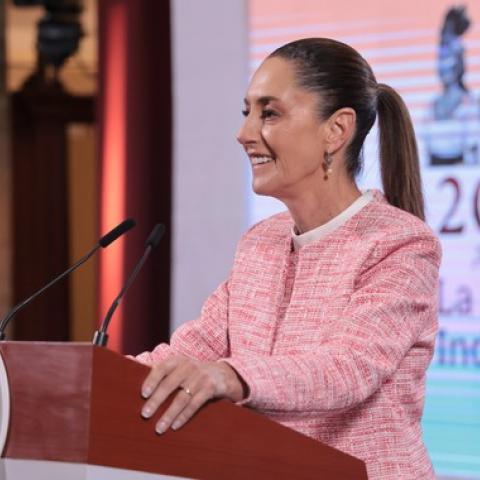 Sheinbaum, a favor de adelantar consulta de revocación de mandato presidencial en 2027