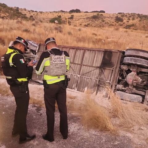 Era una excursión procedente de la CDMX y confirman un saldo de 40 lesionados, ninguno de gravedad