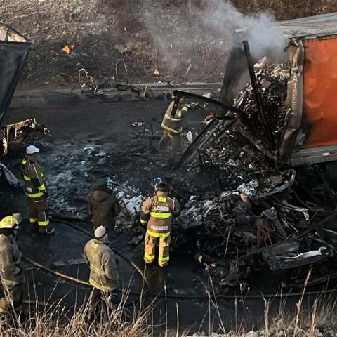 Se confirma un fallecido en el lugar y tres más lesionados, uno de ellos reportado de gravedad