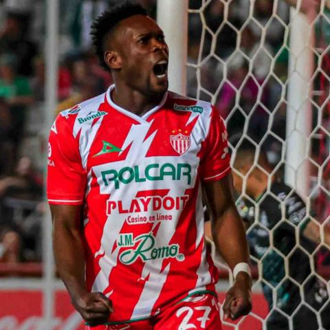 DIBER CAMBINDO LEÓN