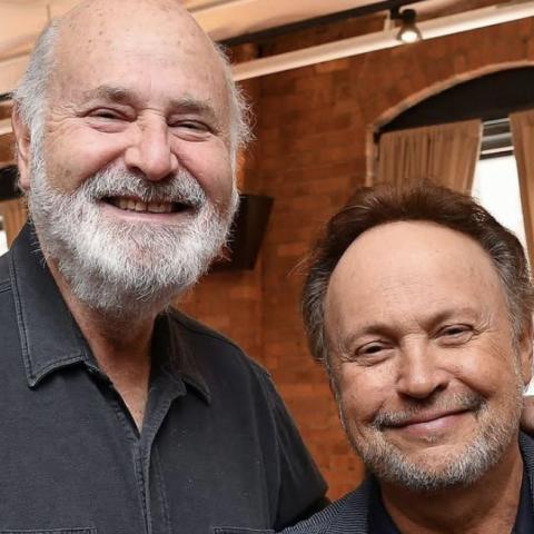 Billy Crystal vio el cuerpo sin vida de su amigo, el director Rob Reiner
