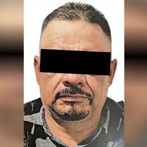 Francisco fue detenido tras una revisión policiaca cuando viajaba en una camioneta con varias personas tomando alcohol