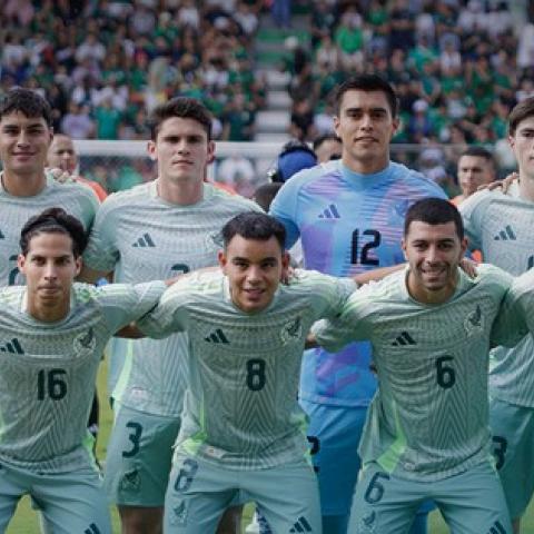 Bolivia 0-1 México