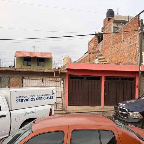 El cuerpo quedó en la azotea de la casa del vecino pero ya no se pudo hacer nada por auxiliarlo