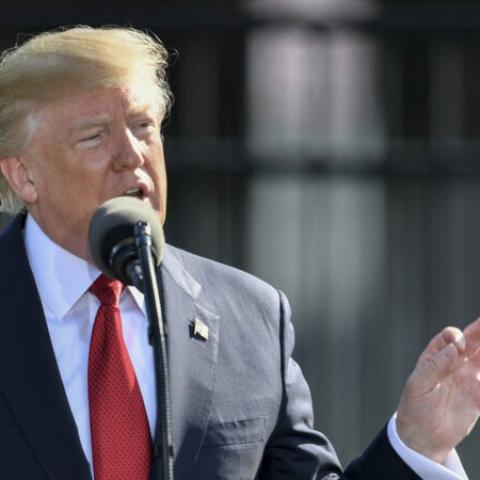 Trump ofrece la "ayuda" de EE.UU. para "la libertad" de Irán tras protestas