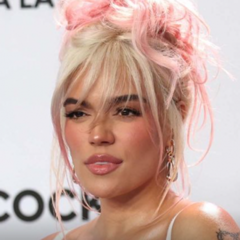 Karol G paga la cuenta de 150 personas en su restaurante