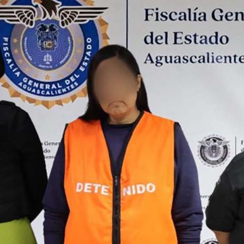 Les ofrecía plazas para sus familiares y recategorizarlos para un mejor salario