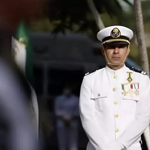 Vicealmirante Farías Laguna denuncia irregularidades en su proceso judicial