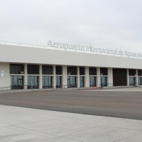 ‘Aunque sea sólo en Feria’, piden empresarios más vuelos directos para Aguascalientes 