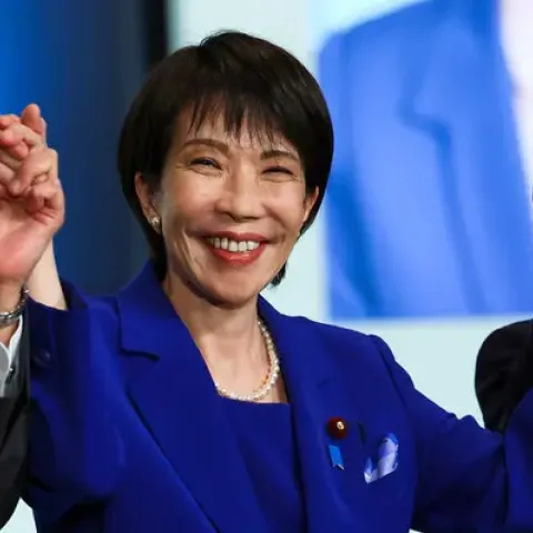 Reeligen a Sanae Takaichi 