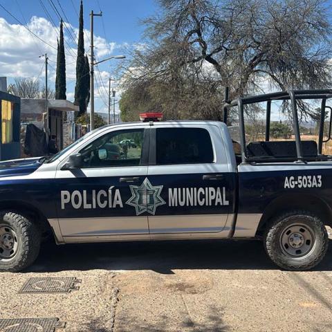 Al parecer y por los indicios, llevaba varios días de haber fallecido sin que por el momento se conozcan las causas