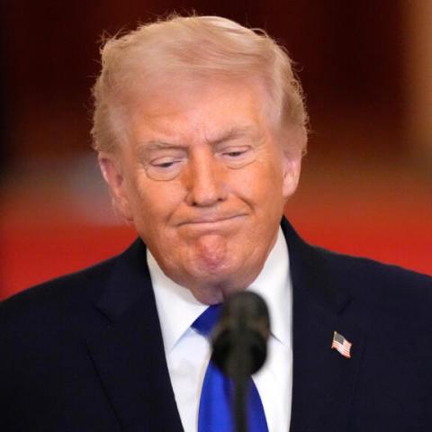 Irán desmiente la muerte del líder supremo Alí Jameneí tras bombardeos