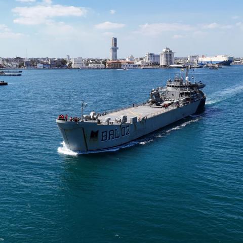 México envía más de 800 toneladas de ayuda humanitaria a Cuba