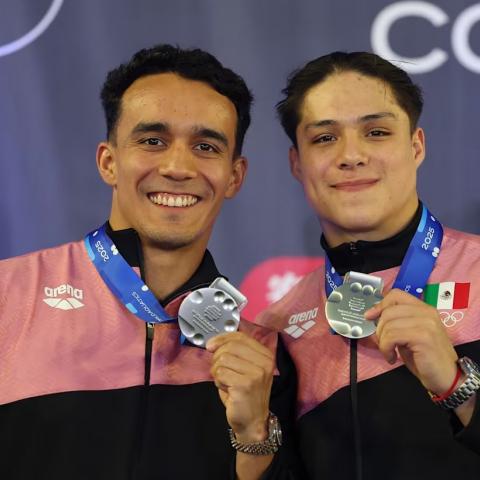 OSMAR OLVERA Y JUAN CELAYA