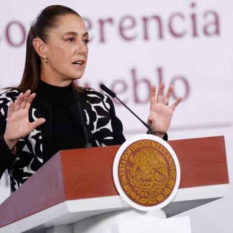 Sheinbaum rechaza a Ruth González 
