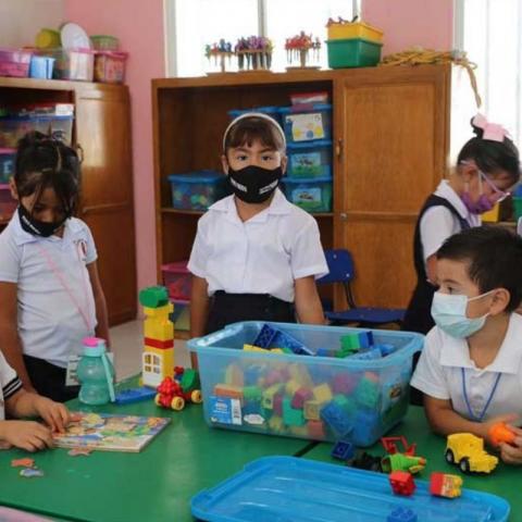 Uso obligatorio de cubrebocas en escuelas del Estado de México por sarampión