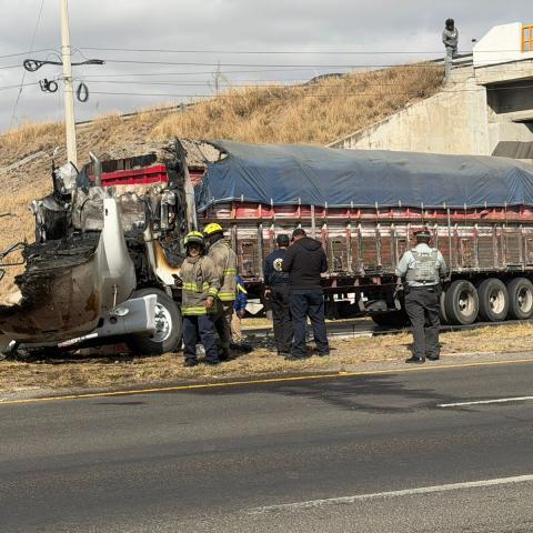 Tráiler en la 45 norte 