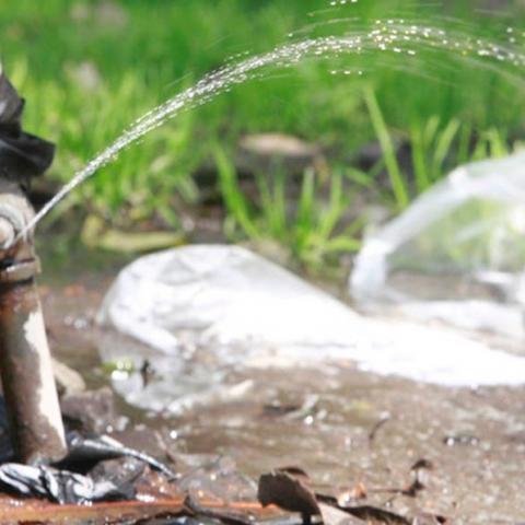 Tomas clandestinas de agua 