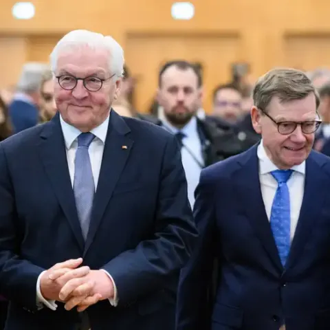 Guerra en Irán es "ilegal" e "innecesaria", advierte el presidente de Alemania