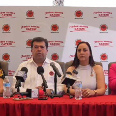 Pedro Haces Barba de visita por Aguascalientes 