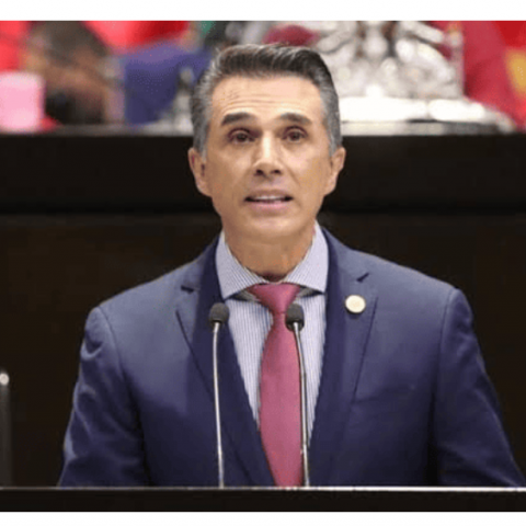 Sergio Mayer pide perdón tras polémica por entrar a LCDLF: “Fue políticamente incorrecto”