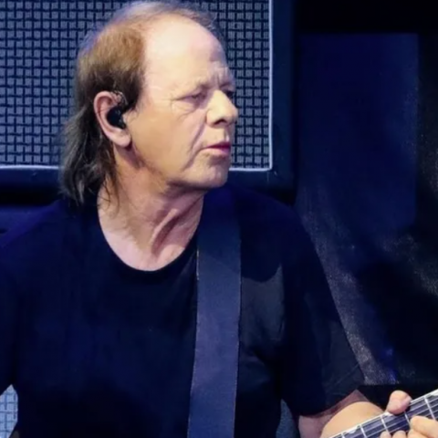 Stevie Young es dado de alta y tranquiliza a fans de AC/DC