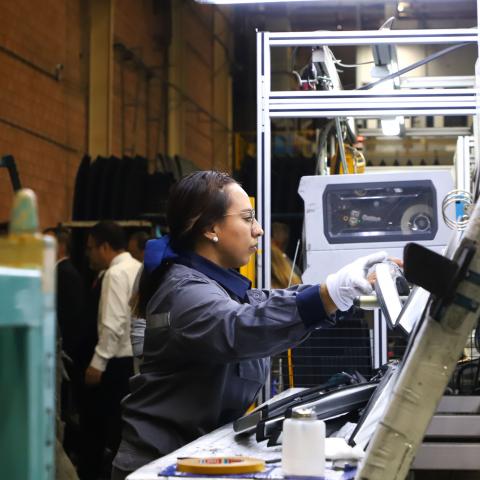 Aguascalientes, con más empleos y mejores salarios: Inegi