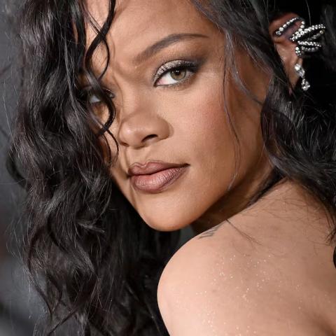 Ataque armado contra la casa de Rihanna: acusada se declara no culpable y enfrenta cargos por intento de asesinato
