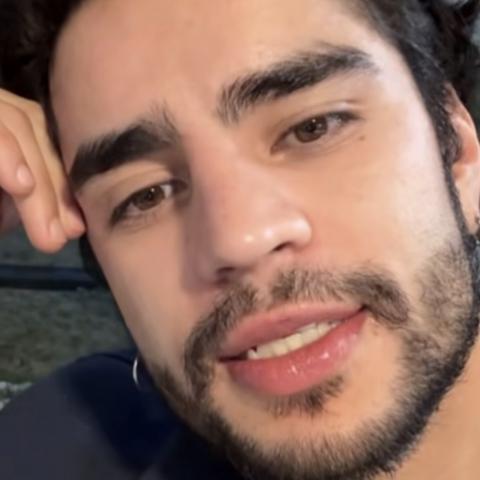 Asaltan con violencia a Aarón Mercury