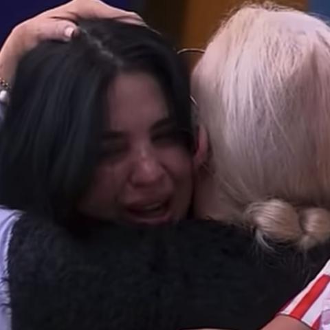 Fallece el papá de Curvy Zelma mientras ella está en La Casa de los Famosos