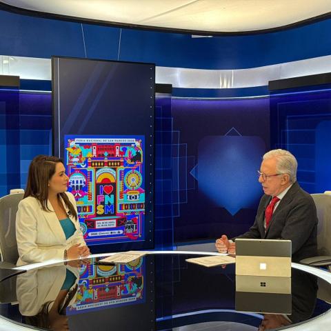 Tere Jiménez con Joaquín López-Dóriga