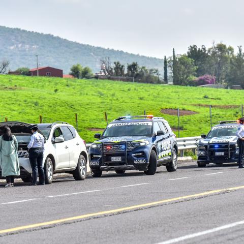 ¿Vas a salir en Semana Santa? Descarga la app "Emergencia carretera" y viaja seguro