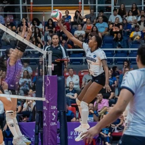 Gigantes 1-3 Tapatías