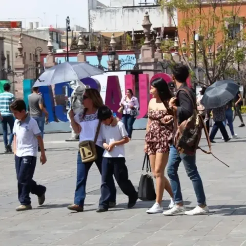 Bajan incendios en 60% pero autoridades prevén temperaturas de hasta 40°C en mayo 