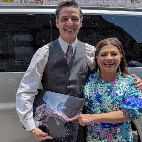 Pedro Pascal filma película en la Ciudad de México y la jefa de gobierno comparte su encuentro 