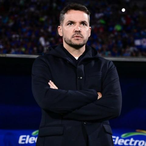 LARCAMÓN SALE DE CRUZ AZUL