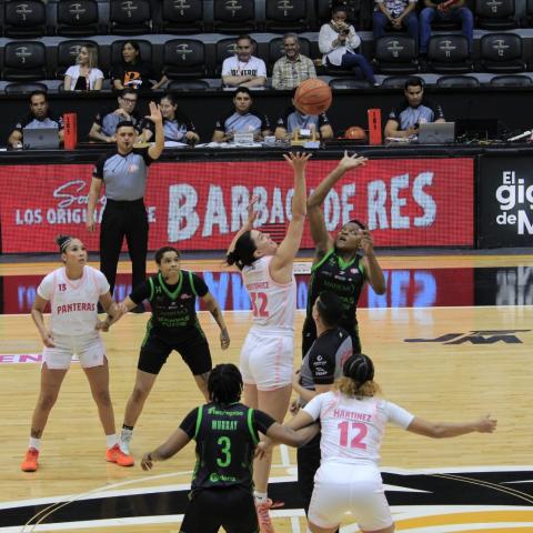 PANTERAS VS SANTAS 2026