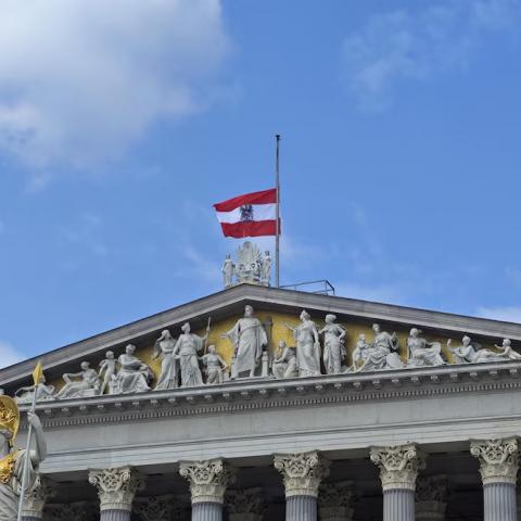 Austria le niega a EE. UU. el uso de su espacio aéreo para guerra contra Irán