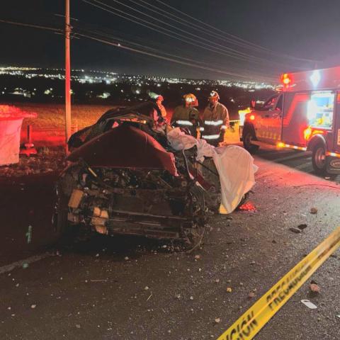 Mueren dos jóvenes tras brutal choque en Margaritas