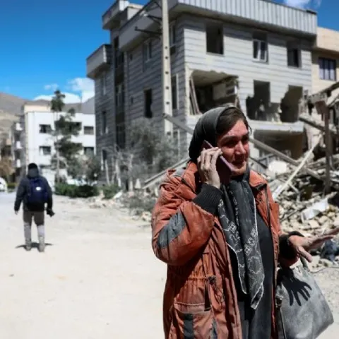 México pide a connacionales no viajar a Medio Oriente ante guerra